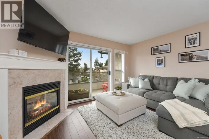 302 9945 Fifth St, Sidney