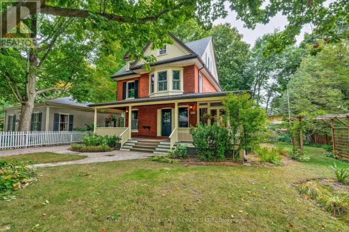 302 WILLIAM STREET, Oakville