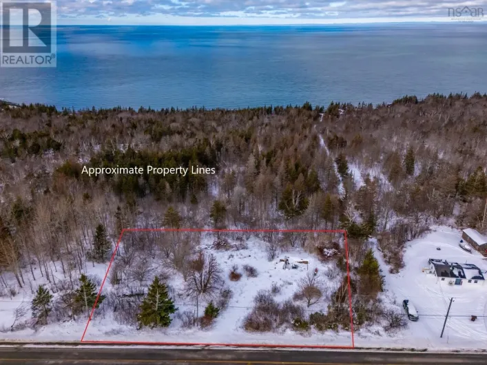 3021 Shore Road W, Litchfield