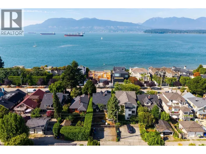 3026 POINT GREY ROAD, Vancouver