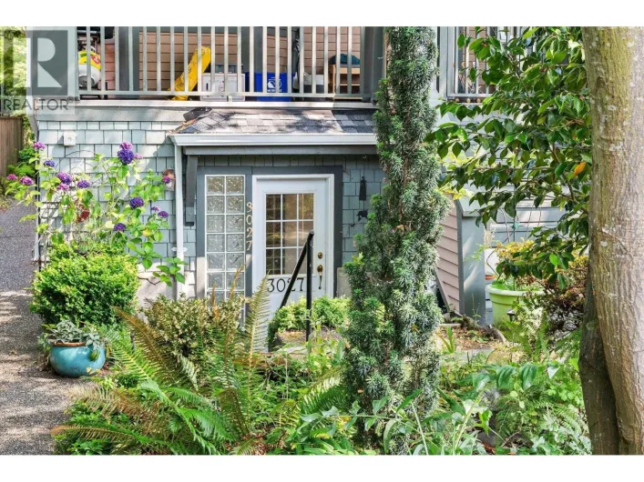 3027 W 7TH AVENUE, Vancouver