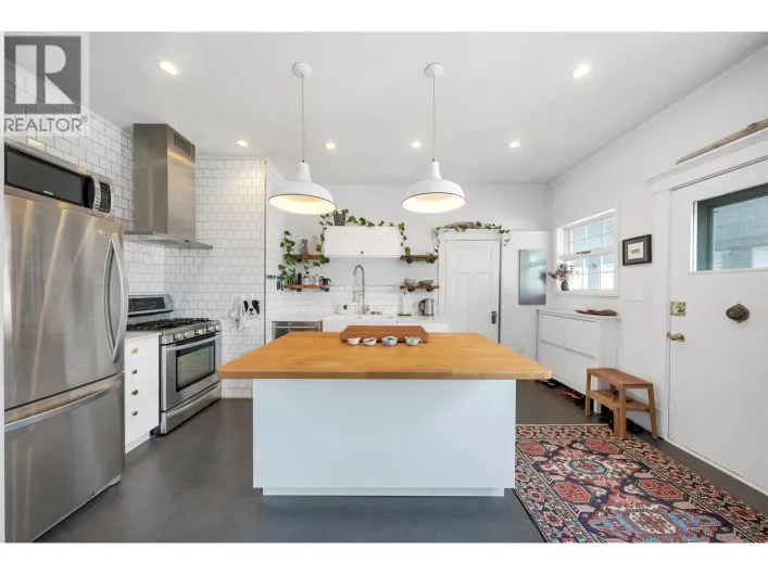 303 1131 W 11TH AVENUE, Vancouver