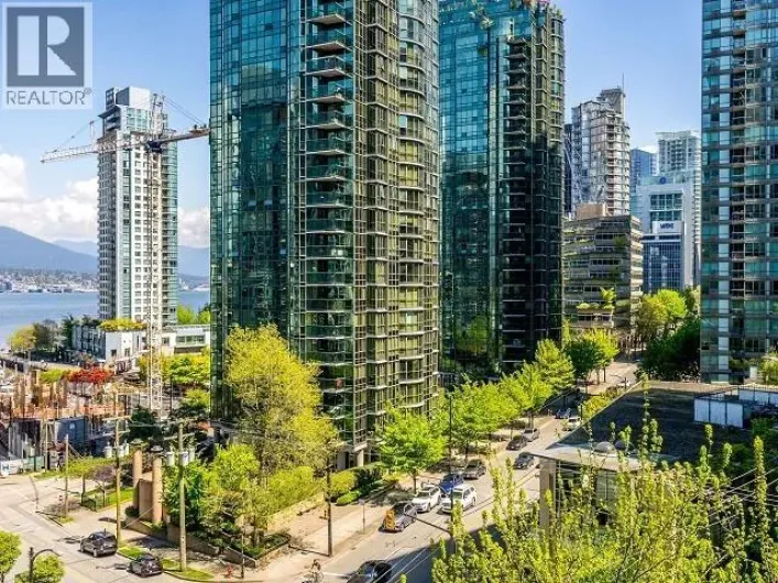 303 1415 W GEORGIA STREET, Vancouver