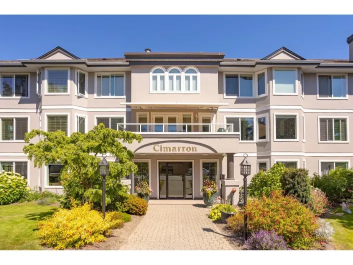 303 1500 MERKLIN STREET, White Rock