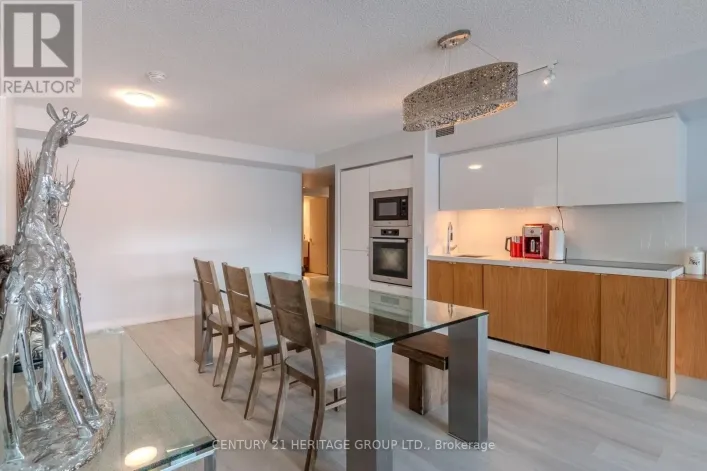 303 - 151 DAN LECKIE WAY, Toronto