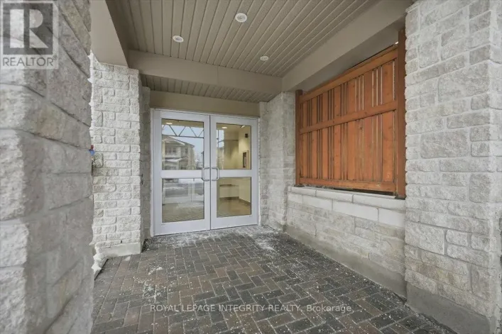 303 - 151 POTTS PRIVATE, Ottawa