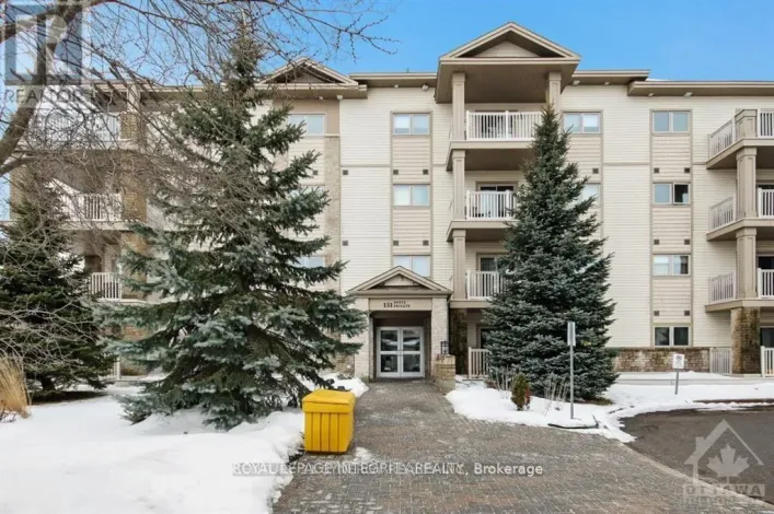 303 - 151 POTTS PRIVATE, Ottawa
