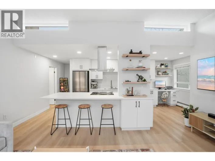 303 1516 CHARLES STREET, Vancouver