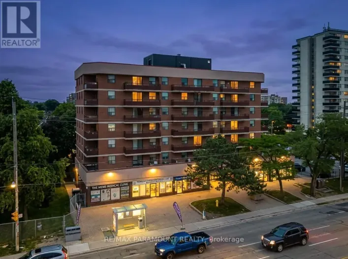 303 - 1881 JANE STREET, Toronto