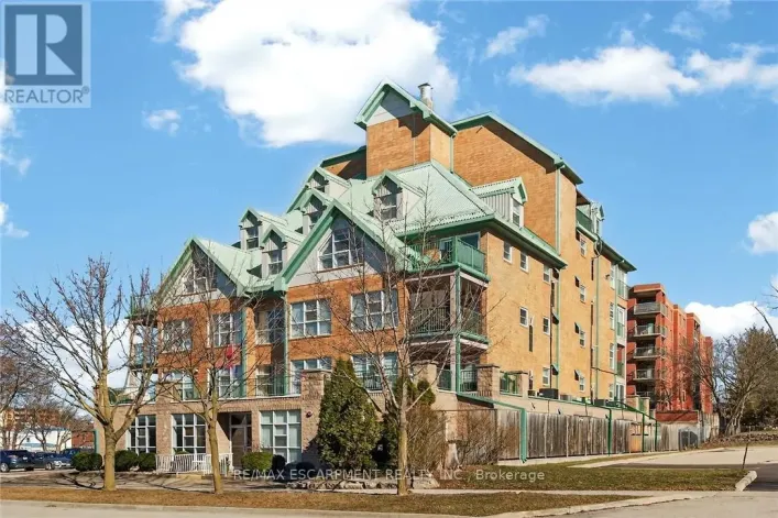 303 - 19 LAKE AVENUE S, Hamilton