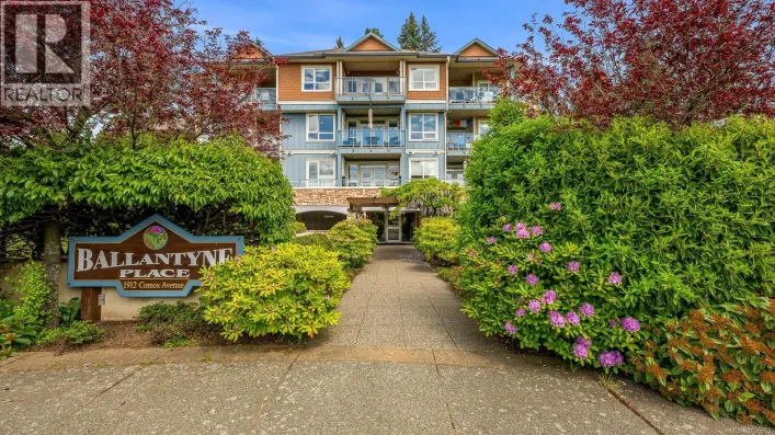 303 1912 Comox Ave, Comox