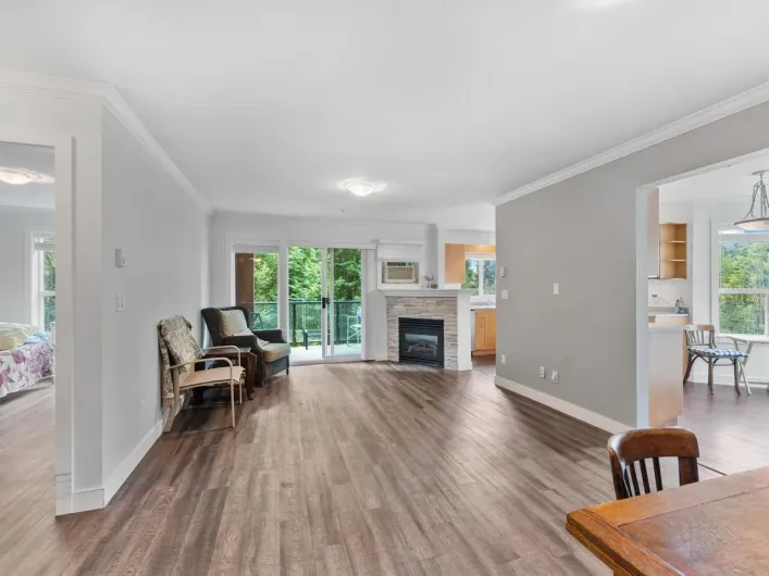 303 20239 MICHAUD CRESCENT, Langley