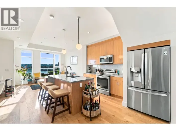 303 250 COLUMBIA STREET, New Westminster