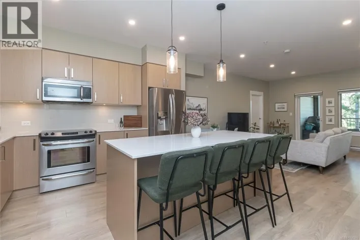 303 290 Wilfert Rd, View Royal