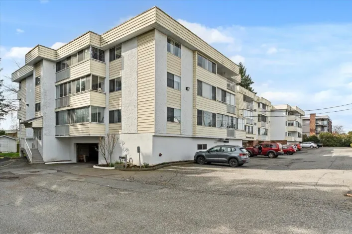 303 32070 PEARDONVILLE ROAD, Abbotsford