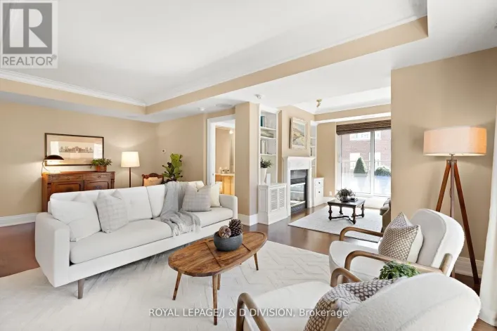 303 - 33 DELISLE AVENUE, Toronto