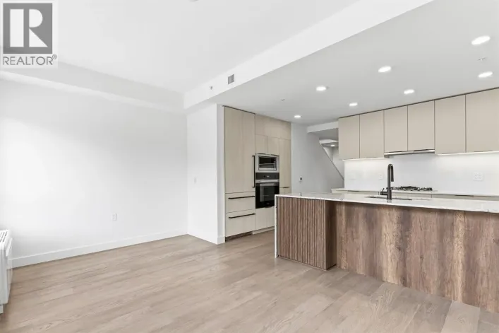 303 3590 W 39TH AVENUE, Vancouver