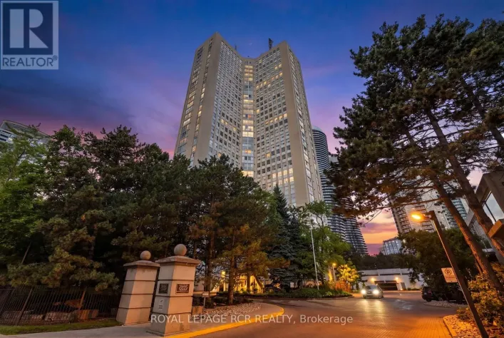 303 - 3650 KANEFF CRESCENT, Mississauga