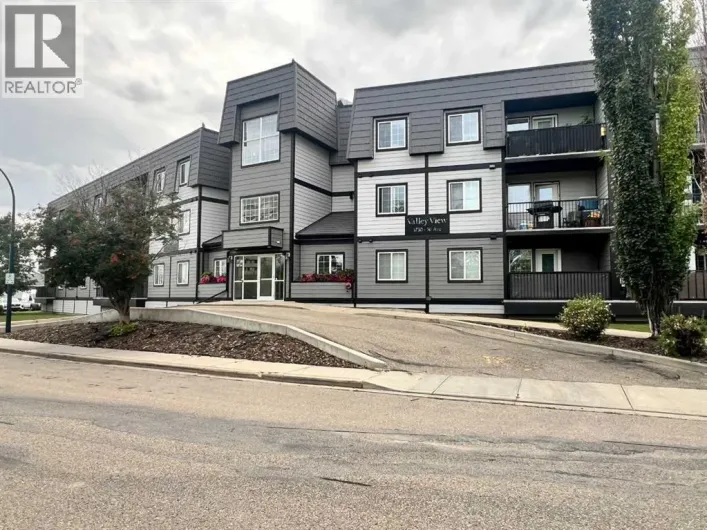 303, 3730 50 Avenue, Red Deer