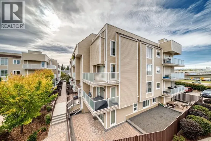 303, 3737 42 Street NW, Calgary