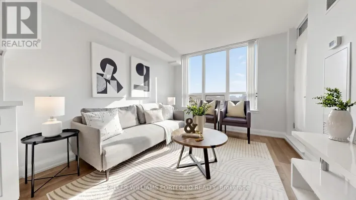 303 - 376 HIGHWAY 7, Richmond Hill