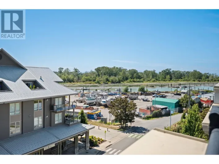 303 6077 LONDON ROAD, Richmond