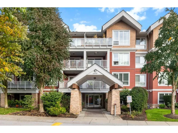 303 6450 194 STREET, Surrey