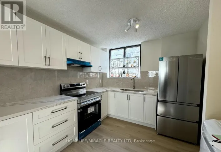 303 - 665 KENNEDY ROAD, Toronto