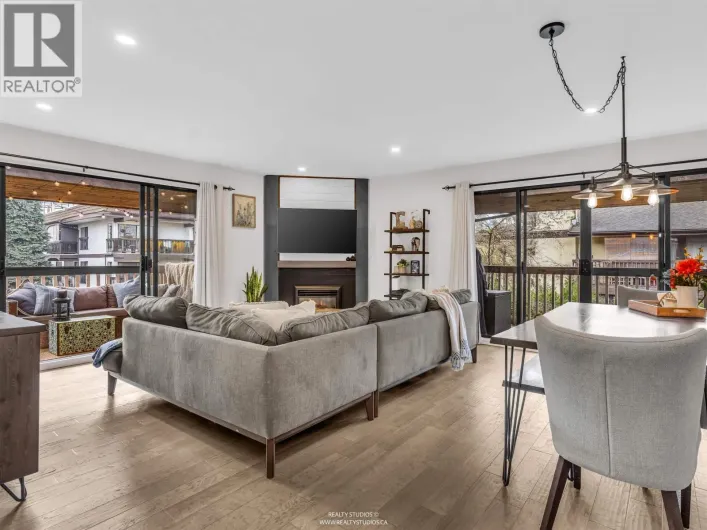 303 708 EIGHTH AVENUE, New Westminster