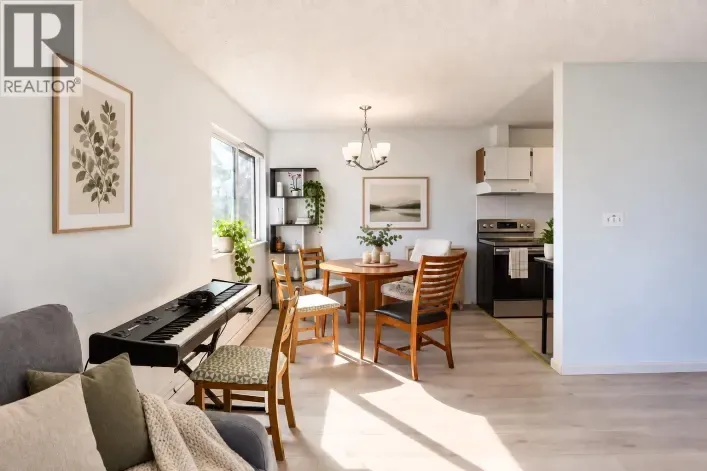 303 7240 LINDSAY ROAD, Richmond