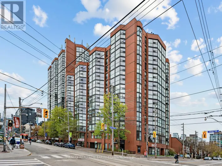 303 - 725 KING STREET W, Toronto