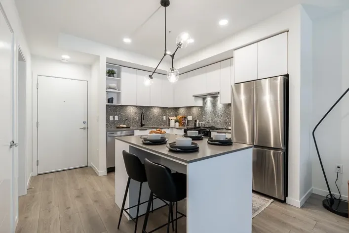 303 7936 206 STREET, Langley