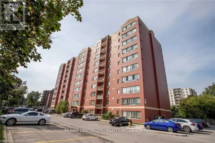 303 - 95 BASE LINE ROAD W, London South