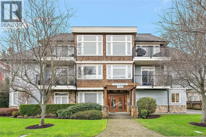 303 9942 Third St, Sidney