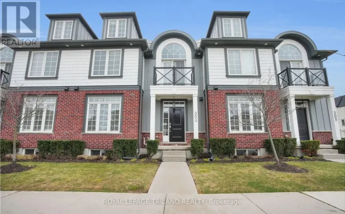 303 CALLAWAY ROAD, London North