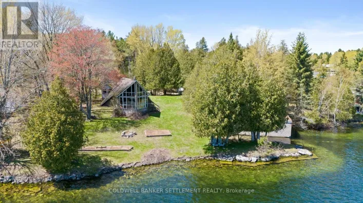 303 DRAGONFLY LANE, Tay Valley