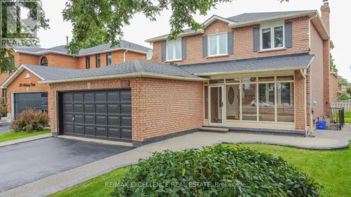 303 HICKORY CIRCLE, Oakville