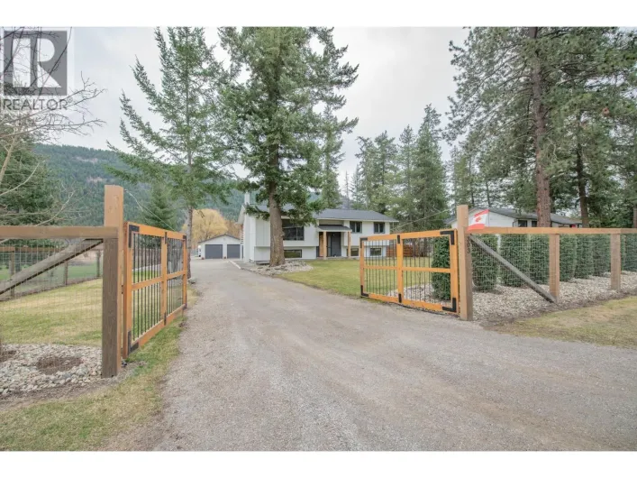 303 Lumby Mabel Lake Road, Lumby