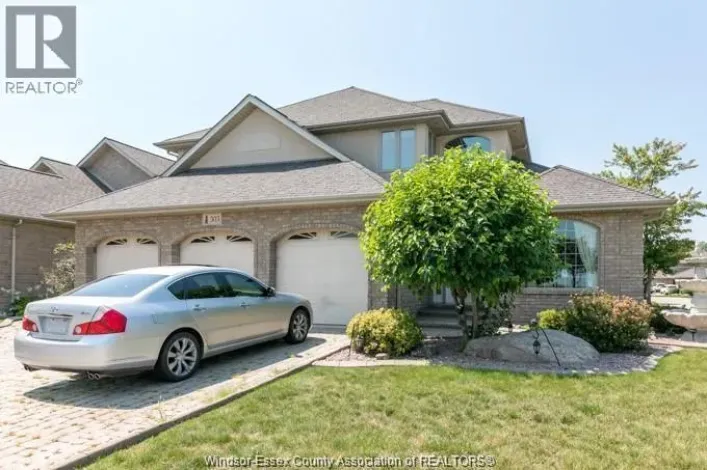 303 SHOREVIEW CIRCLE, Windsor