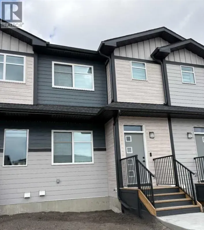 303 Wolf River Drive SE, Calgary