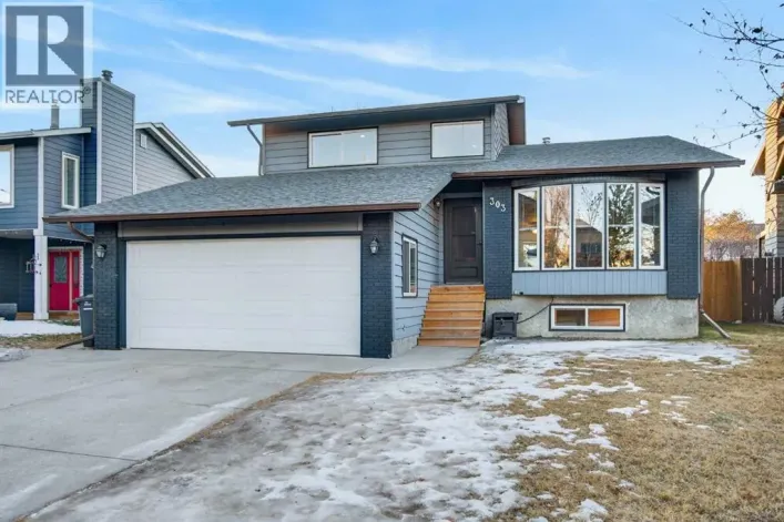 303 Woodside Place, Okotoks