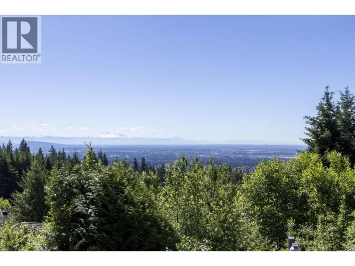3032 MAPLEWOOD COURT, Coquitlam
