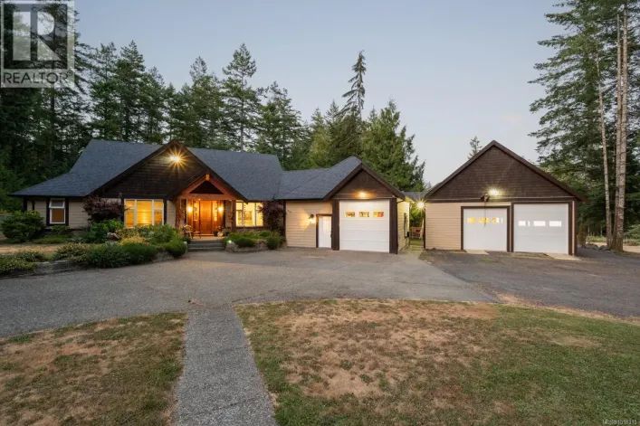 3035 Sarah Dr, Sooke