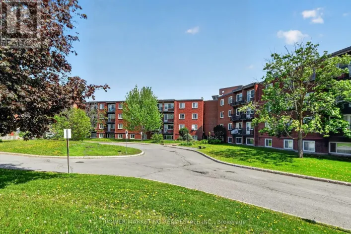 303A - 2044 ARROWSMITH DRIVE, Ottawa