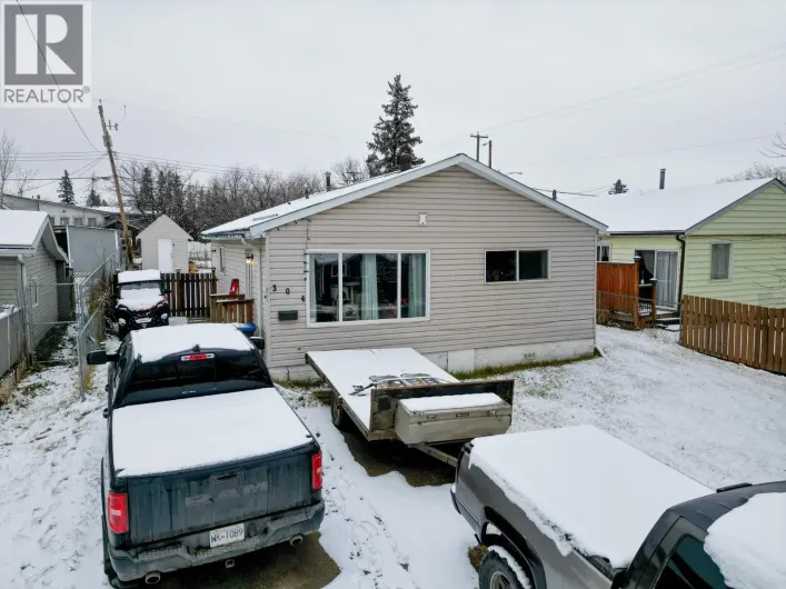 304 100A Avenue, Dawson Creek