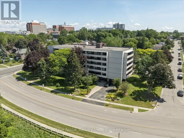 304 - 120 ELGIN STREET W, Oshawa