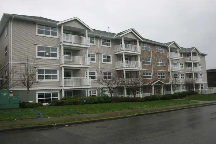 304 13550 HILTON ROAD, Surrey