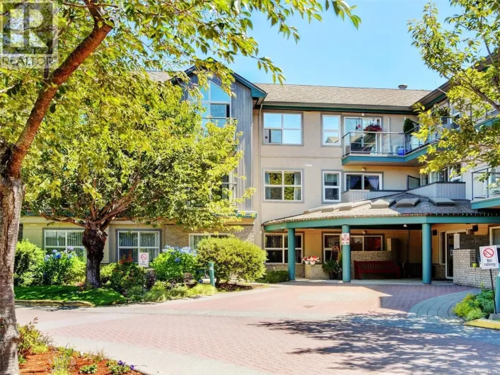 304 1485 Garnet Rd, Saanich