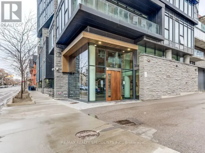 304 - 15 BEVERLEY STREET, Toronto