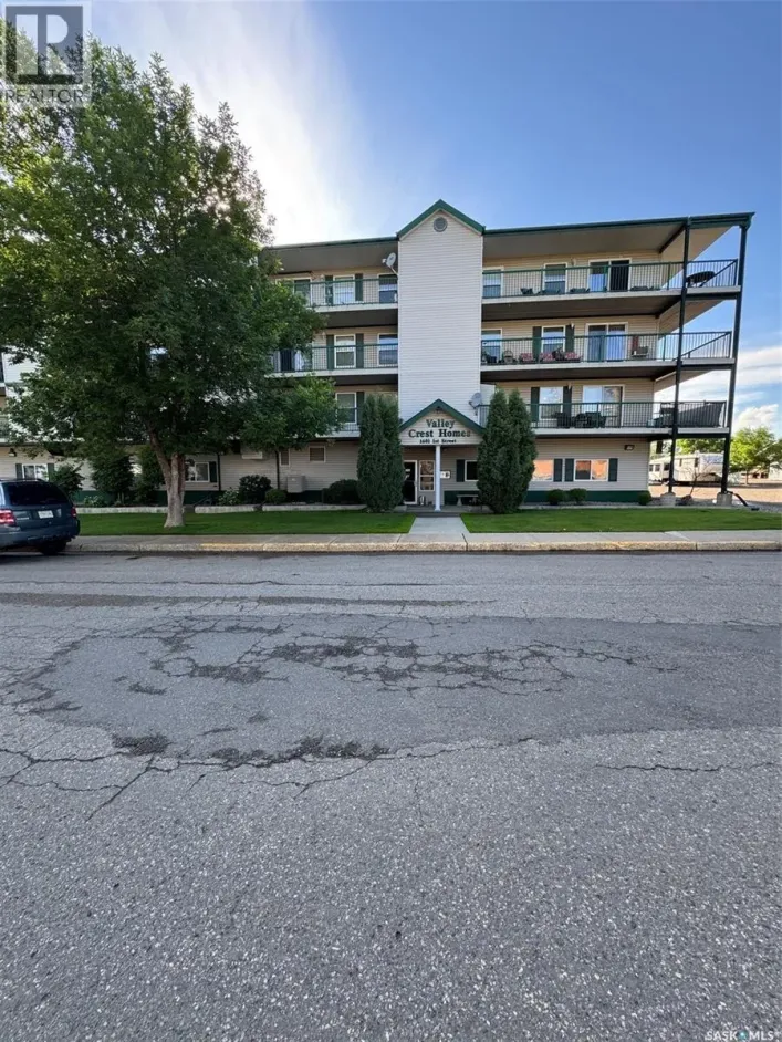 Apartment for sale: 304 1601 1st STREET, Estevan